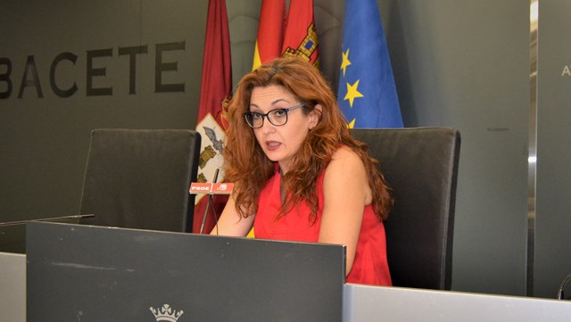 El PSOE de Albacete acusa de “insensible al alcalde con el colectivo de discapacitados”