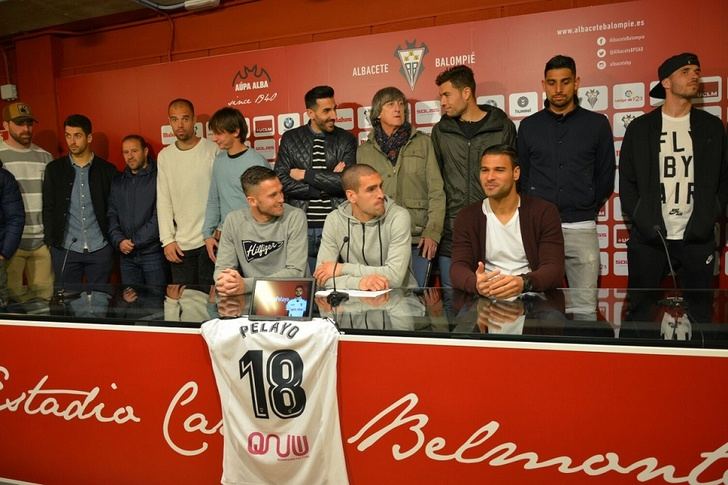 Los jugadores del Albacete agradecen los apoyos recibidos tras accidente de Pelayo
