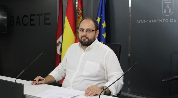 3,8 millones de euros destina el Ayuntamiento de Albacete a la recogida selectiva de papel y cartón