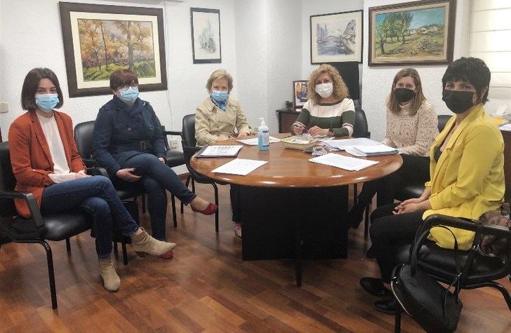 La Junta, en Albacete, y la AECC abordan aspectos de la valoración de la discapacidad para enfermos oncológicos