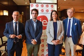 La concejala de Emprendimiento de Albacete valora las “buenas ideas” entre las empresas candidatas al 20º Premio Joven Empresario