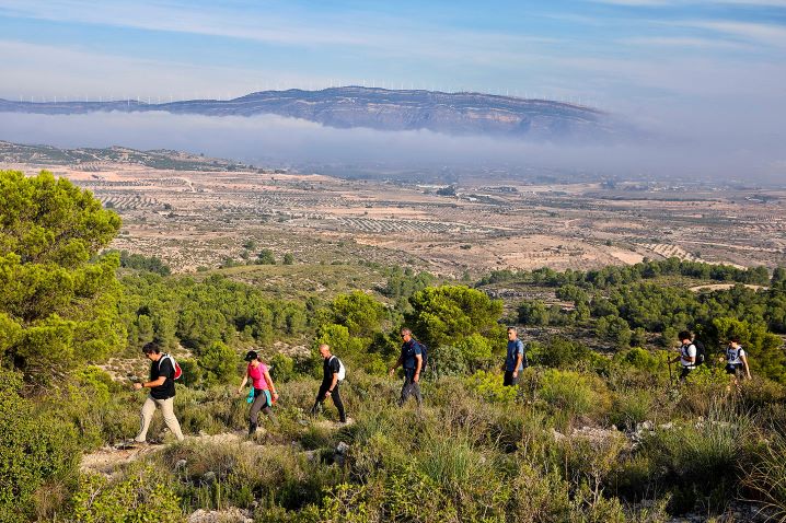 La Diputación Provincial de Albacete promueve el turismo natural a través de rutas de senderismo