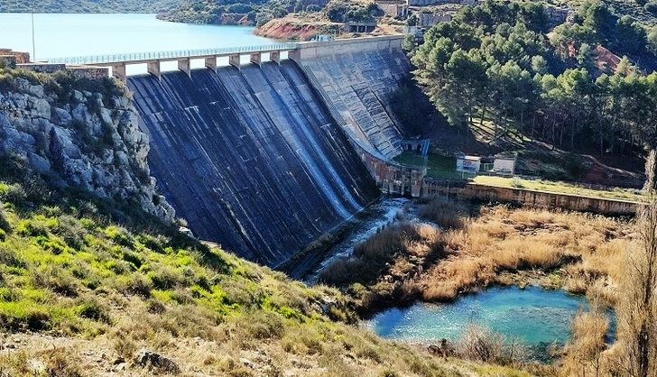 Castilla-La Mancha tiene “ambición” de poner en marcha la Tubería a la Llanura Manchega porque “necesitamos agua para beber”