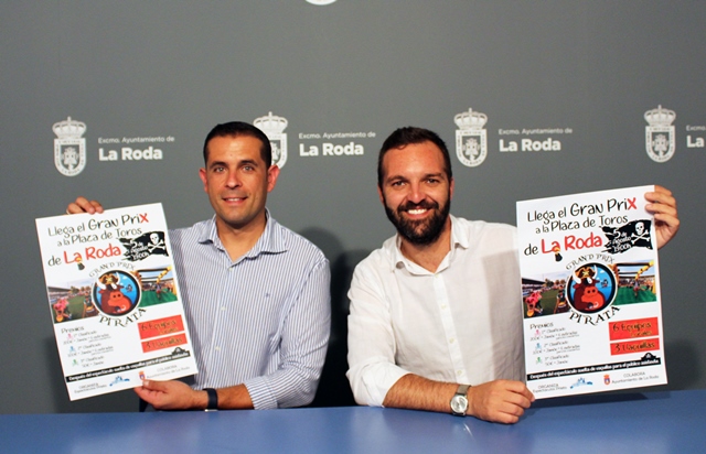 Un tobogán acuático gigante y el Grand Prix Pirata, más novedades para las fiestas patronales de La Roda