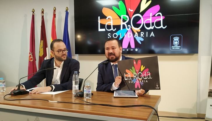 La Roda anuncia en el stand de Diputación de Albacete en la Feria su deseo de ser el pueblo más solidario de España