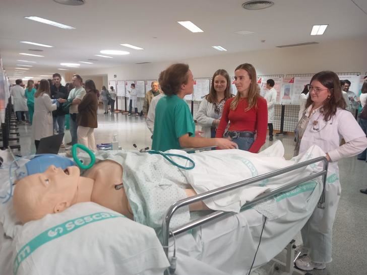 La Gerencia de Ciudad Real publica un libro con trabajos finales de residentes en Medicina y Enfermería