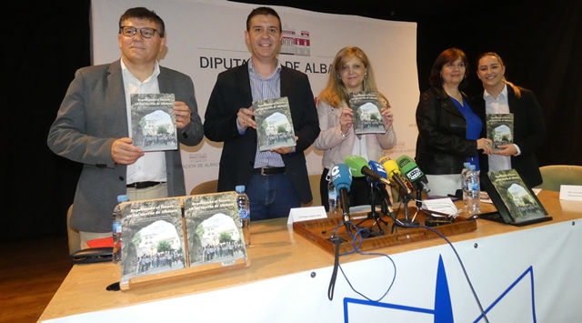 Alumnos de bachillerato del Instituto Amparo Sanz de Albacete culminan un estudio de investigación sobre el medio rural