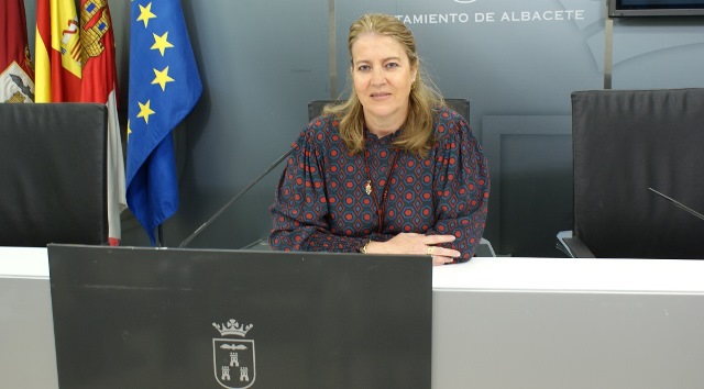 Polémica tras la reunión Page-Serrano. Llanos Navarro (PP) “exige” al PSOE de Albacete que “abandone los intereses partidistas”