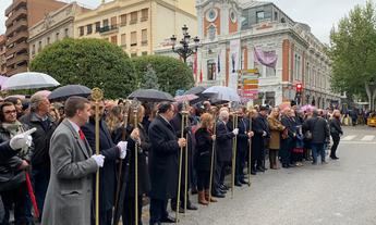 La lluvia ‘invitada’ de la Procesión del Encuentro en la Semana Santa de Albacete