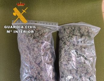 Dos operaciones policiales permiten detener a 3 personas en Chinchilla por delitos contra la salud pública