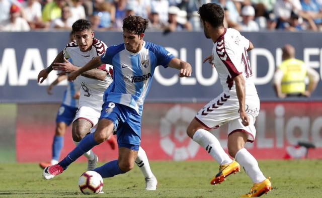 El Albacete se adelantó en Málaga pero en dos minutos desperdició su ventaja (2-1)