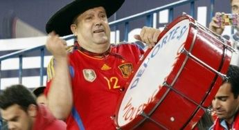 Fallece Manolo El del Bombo, seguidor de la selección española de fútbol, a los 76 años