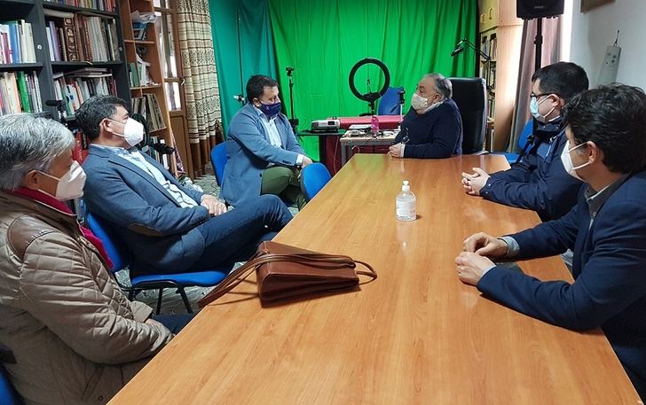 El PP de Albacete acusa a Page de “no facilitar” la vacunación en los pueblos de la Sierra de Alcaraz