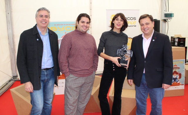 Belén Cuesta recibió el premio a su trayectoria en el festival Abycine