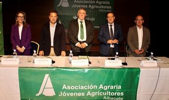 El alcalde de Albacete anuncia que bajará el IBI de rústica “y los agricultores se ahorrarán un millón de euros en cuatro años”