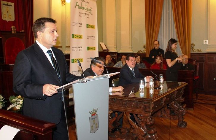 El Ayuntamiento de Albacete seguirá trabajando junto a la ONCE para avanzar en la normalización y la inclusión