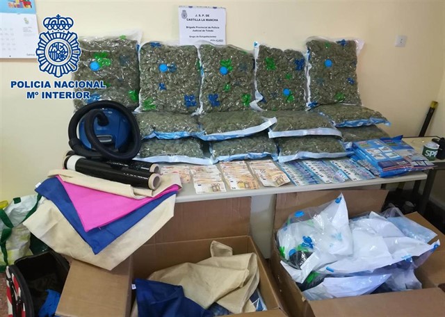 La Policía Nacional detiene a tres personas que cogían marihuana en Toledo para mandarla a países europeos
