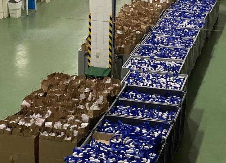 Los hosteleros de Albacete reparten entre los negocios del sector material higiénico y sanitario