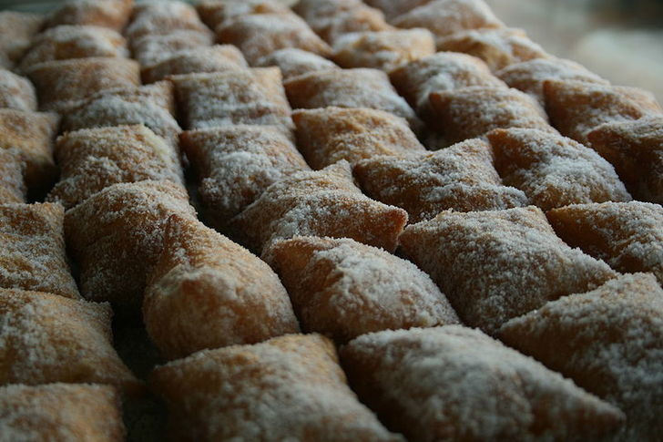 Centenarios de La Roda, similares a los Miguelitos, pastelillos típicos de Albacete