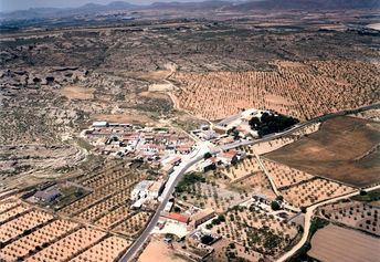 Inversión de 51.997.21 euros para modernizar los parques infantiles con nuevos elementos y superficies adecuadas en Hellín