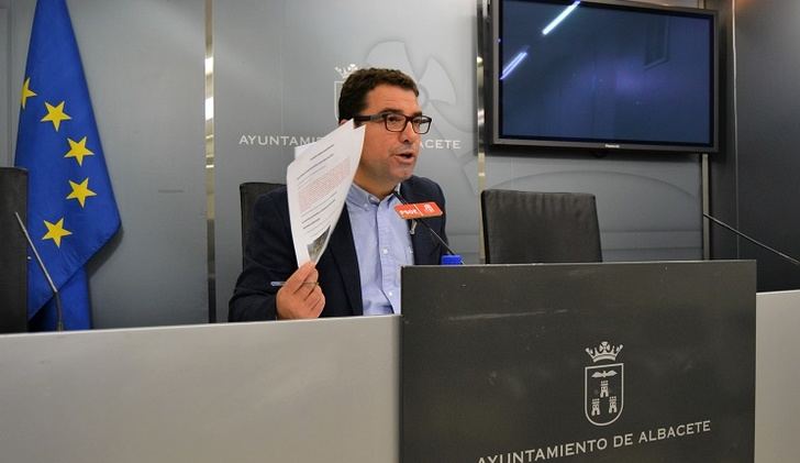 Belinchón acusa al alcalde y a la concejal de medio ambiente de Albacete de fabricar “un falso informe” para intentar desprestigiar al PSOE