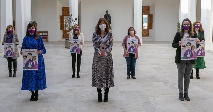 Amparo Álvarez, Manuela Simón, Gloria Merino o Boticaria García, mujeres reconocidas por C-LM con motivo del 8-M