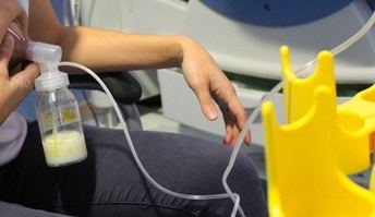 200 sanitarios de Castilla-La Mancha se forman en las unidades de nutrición personalizada para bebés prematuros