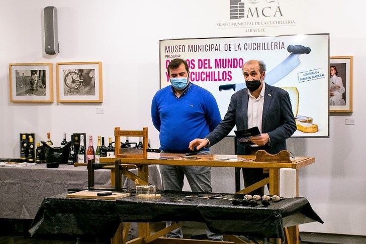 El Museo de la Cuchillería de Albacete conjugó queso artesano y el Día Internacional de los Museos y Sitios