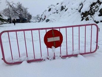 Cerca de 6.000 kilómetros siguen afectados por la nieve y el hielo en Castilla-La Mancha