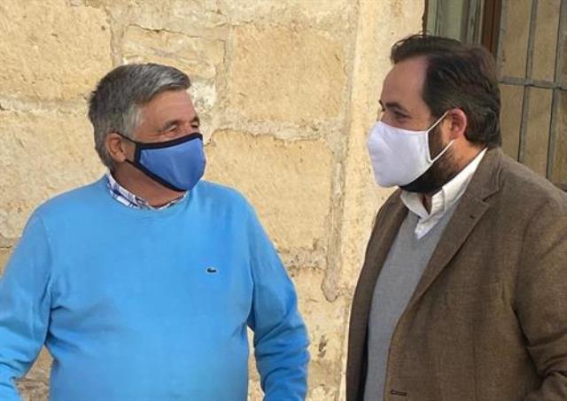 Núñez reclama al presidente de C-LM usar fondos europeos para impulsar el turismo rural y combatir la despoblación