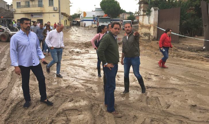 Cospedal se solidariza con Cebolla (Toledo) y afirma que Page y la Junta estén “ausentes”