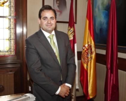 La Junta Electoral suspende un homenaje a Paco Núñez en Almansa (Albacete)
