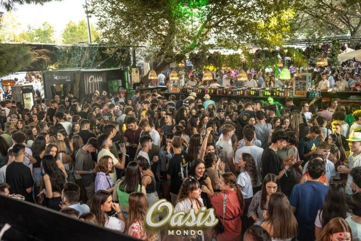 Oasis Mondo: La Carpa Imperdible de la Feria de Albacete 2025 con Música y Gastronomía Local