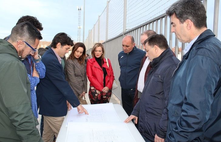 El Ayuntamiento de Albacete destina 850.000 euros a mejores en los campos de fútbol del Carlos Belmonte y su iluminación