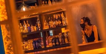 Una App de móvil servirá en Castilla-La Mancha a seguir posibles casos de covid en discotecas y ocio nocturno