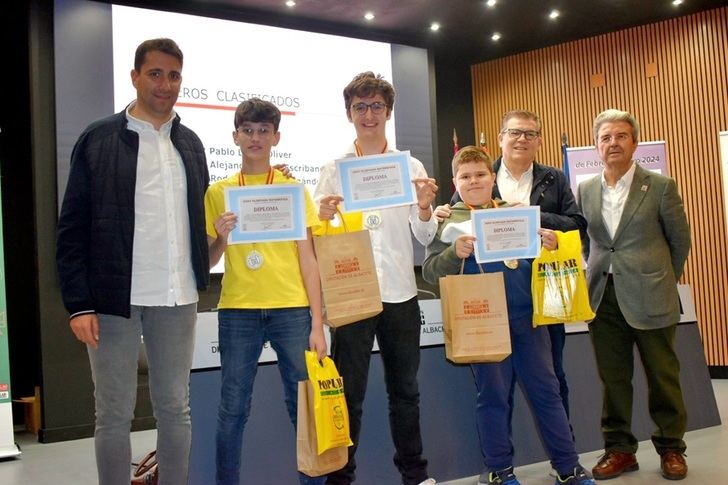 La Olimpiada Matemática de Albacete pone el ‘broche de oro’ a su 35ª edición con la entrega de premios en la Diputación