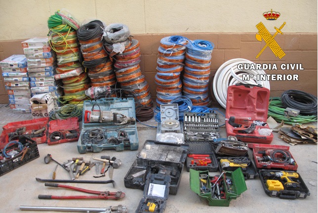 Detenidos los tres ladrones, todos de Madrid, que robaban en las naves industriales del polígono de Romica en Albacete