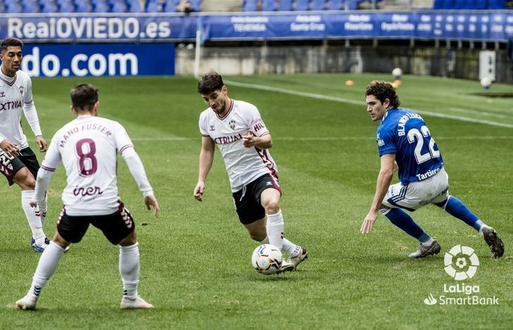 El Albacete gana en Oviedo y da un paso más para soñar con la permanencia (0-1)