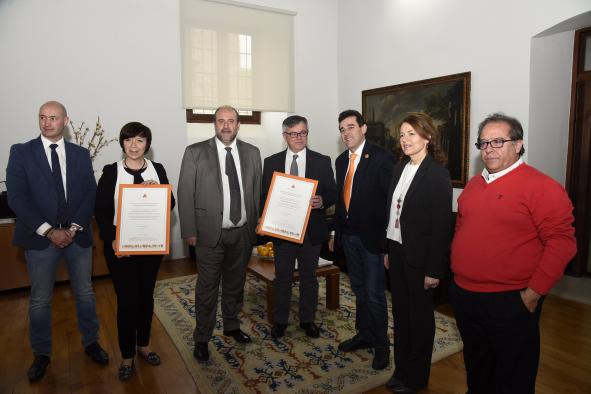 El Ayuntamiento de Hellín y Alcázar de San Juan son premiados por su excelencia en inversión social