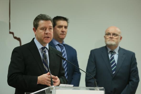 Page habla de la prisión permanente revisable pero no acaba de aclarar su postura