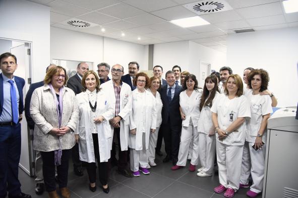 Page se compromete a que Castilla-La Mancha sea la región con más oferta de empleo público en sanidad