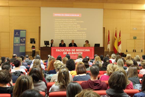 El Hospital General de Albacete presenta el protocolo intrahospitalario en el tratamiento del ictus