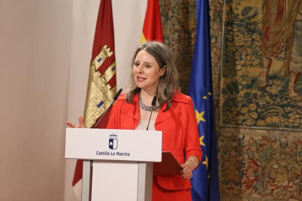 Convocan becas que sufragan estudios universitarios de mujeres maltratadas en Castilla-La Mancha