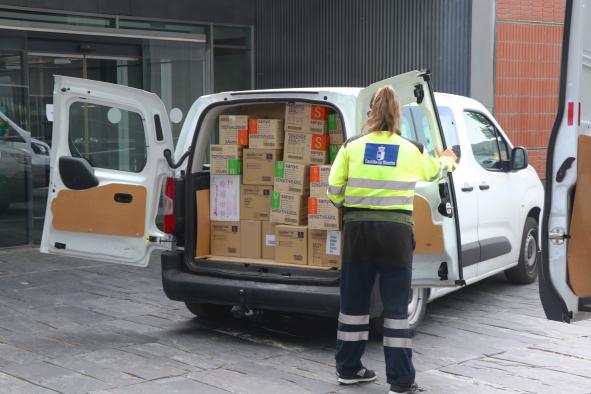 Castilla-La Mancha distribuye cerca de 430.000 artículos de protección para los sanitaros y 29.700 test rápidos