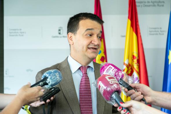 Castilla-La Mancha defiende los intereses del sector vinícola y pide más fondos económicos