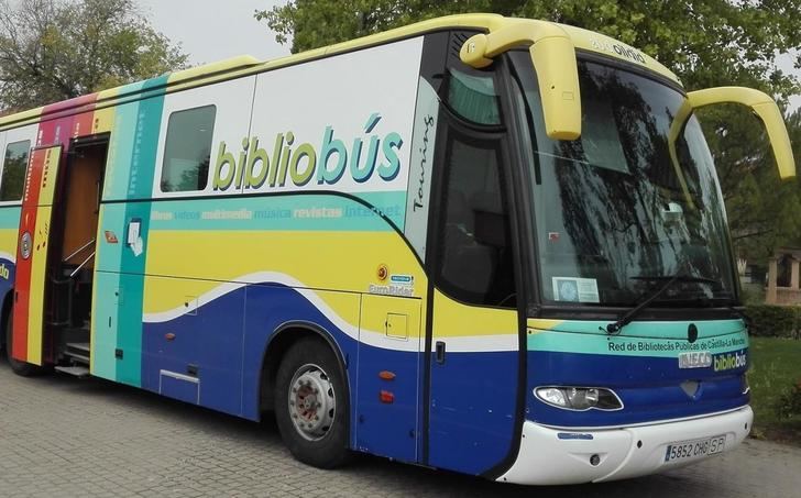 La Junta y Diputación de Albacete renuevan el convenio para el servicio de bibliobús por la provincia