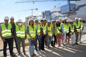Los profesionales del ‘Virgen de la Luz’ realizan la primera visita al nuevo Hospital Universitario de Cuenca