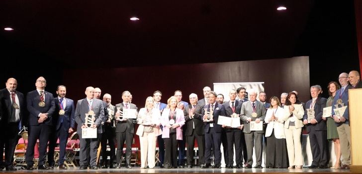 Elena Escobar, reconocida en los premios nacionales Isabel de Farnesio de Diplomacia y Relaciones Internacionales por su trabajo al frente de ‘Campo y Alma’
