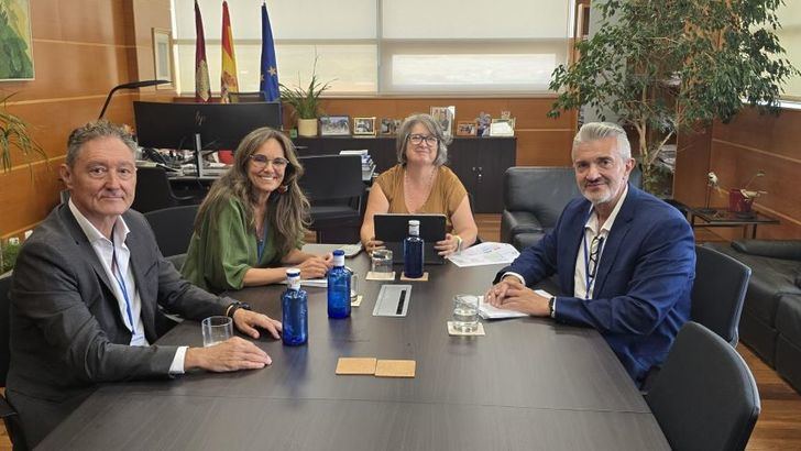 Castilla-La Mancha impulsa el reciclaje de textiles y calzado para evitar vertederos