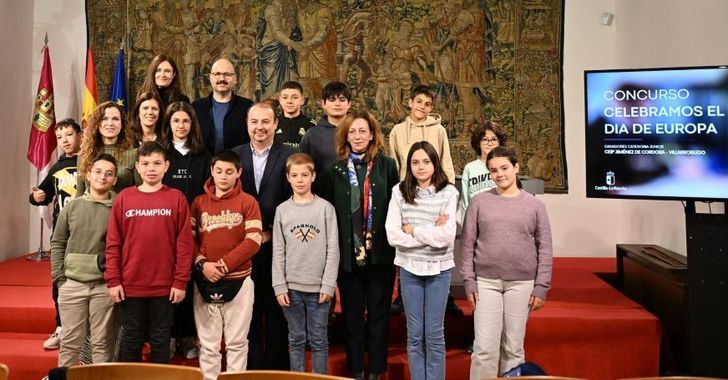 Alumnos del CEIP ‘Jiménez de Córdoba’ de Villarrobledo celebran su victoria en el concurso ‘Celebramos el Día de Europa’